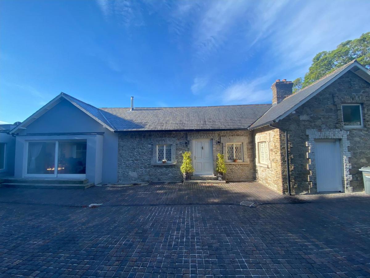 The Coach House Villa Dublin Bagian luar foto